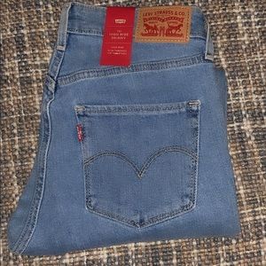 Levi’s High Rise Skinny Jeans
